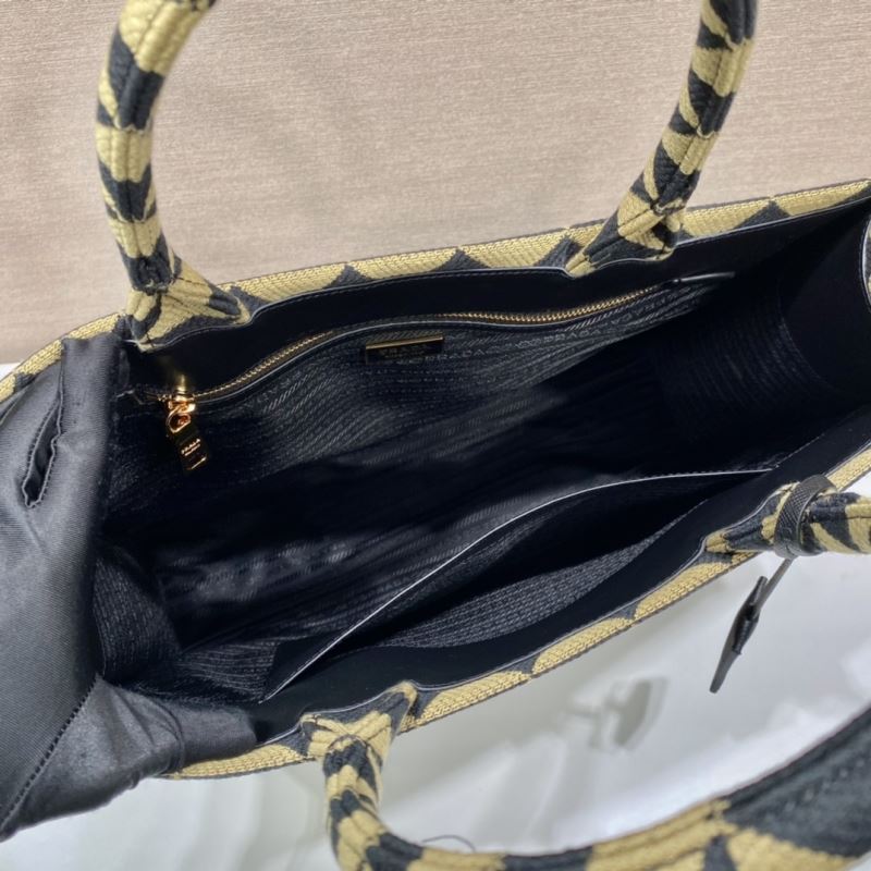 Pra*a tote bags